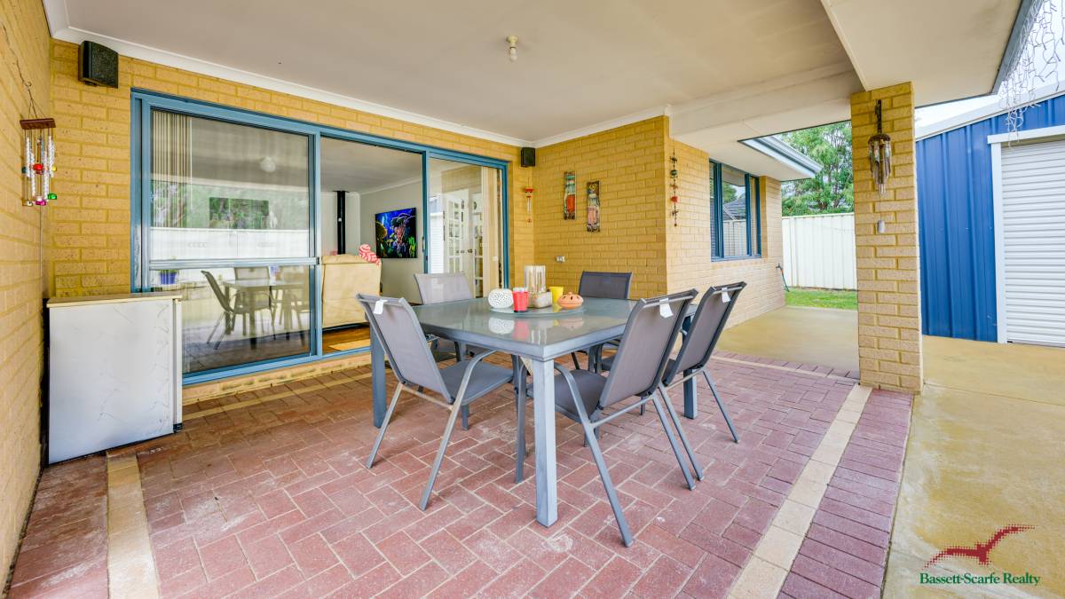 10 Dunsborough Court, Dawesville, WA 6211 AUS