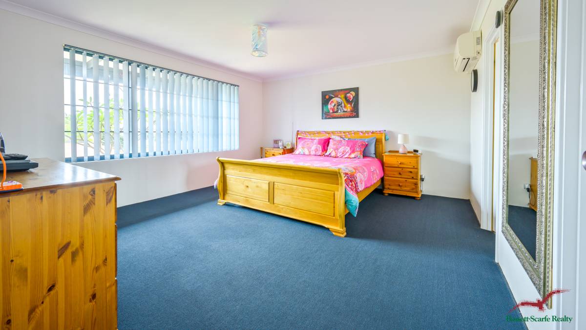 10 Dunsborough Court, Dawesville, WA 6211 AUS