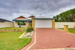 10 Dunsborough Court, Dawesville, WA 6211 AUS