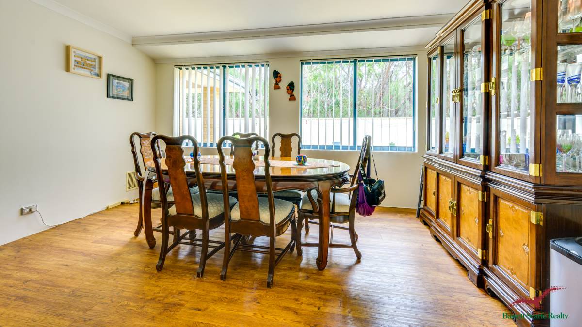 10 Dunsborough Court, Dawesville, WA 6211 AUS