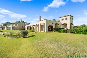 2 Merle Street, Mandurah, WA 6210 AUS