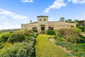 2 Merle Street, Mandurah, WA 6210 AUS