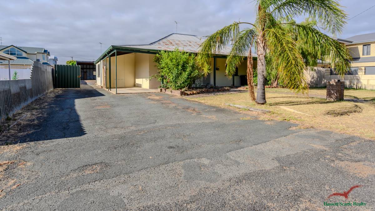 67 Tuckey Street, MANDURAH, WA 6210 AUS