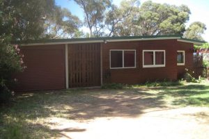 4 Hill Street, HALLS HEAD, WA 6210 AUS
