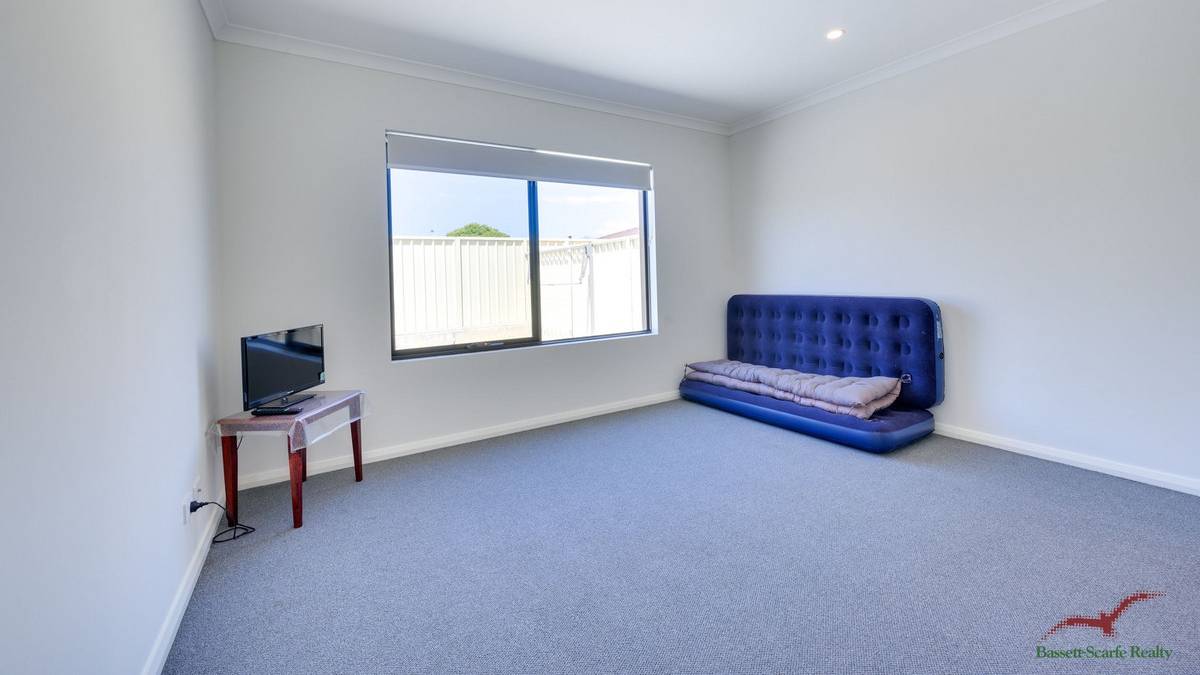 32 Quendamia Lane, Mandurah, WA 6210 AUS