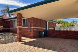 10 Valley Road, Halls Head, WA 6210 AUS