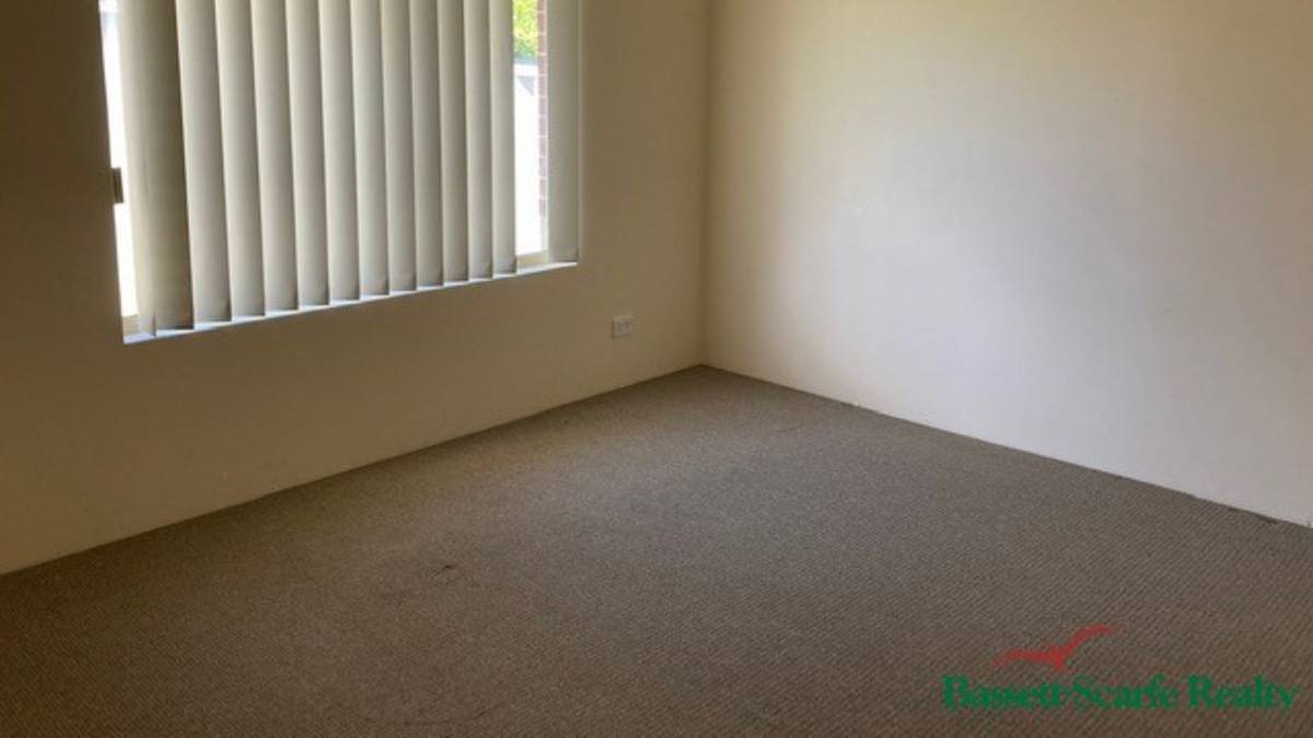 10 Valley Road, Halls Head, WA 6210 AUS