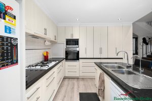 17 Port Quays, Wannanup, WA 6210 AUS