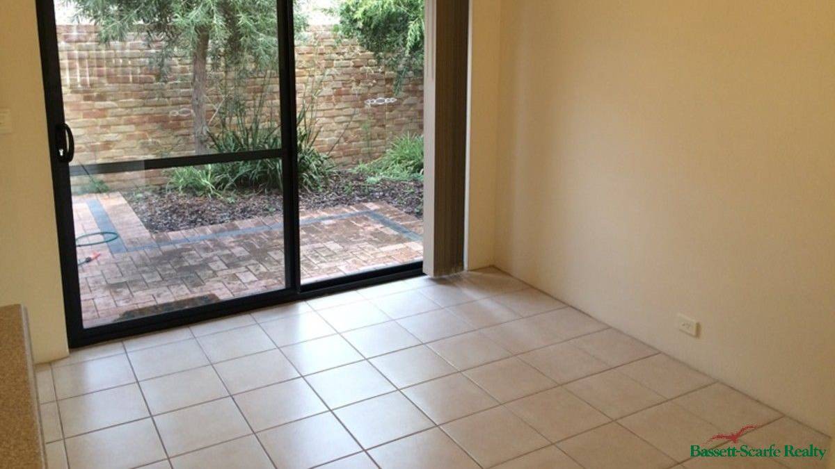 3/4 Binnar Court, ERSKINE, WA 6210 AUS