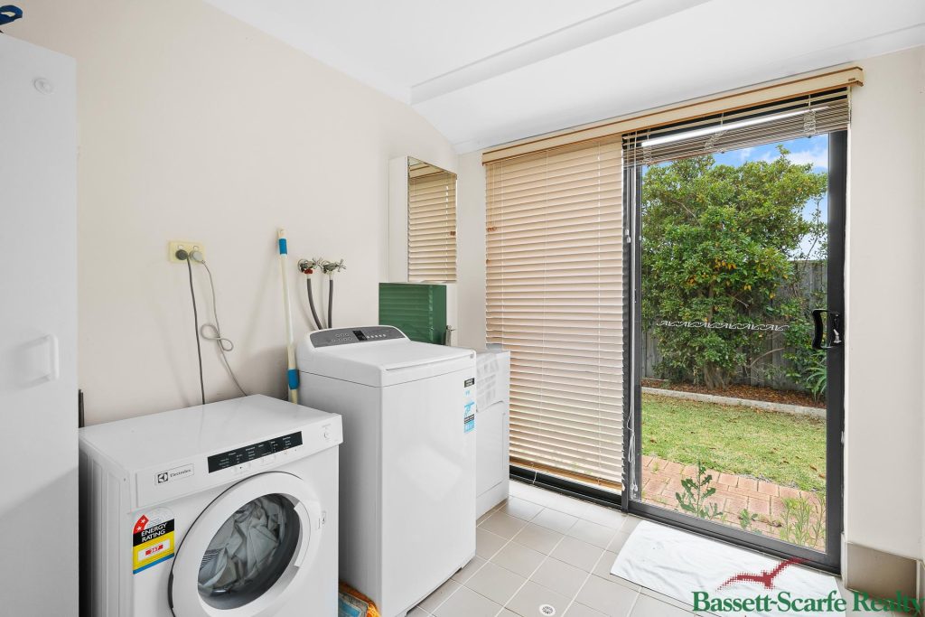 27 Marsdenia Road, Halls Head - Thumbnail 3
