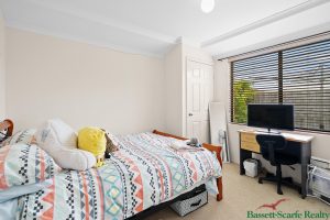 27 Marsdenia Road, HALLS HEAD, WA 6210 AUS