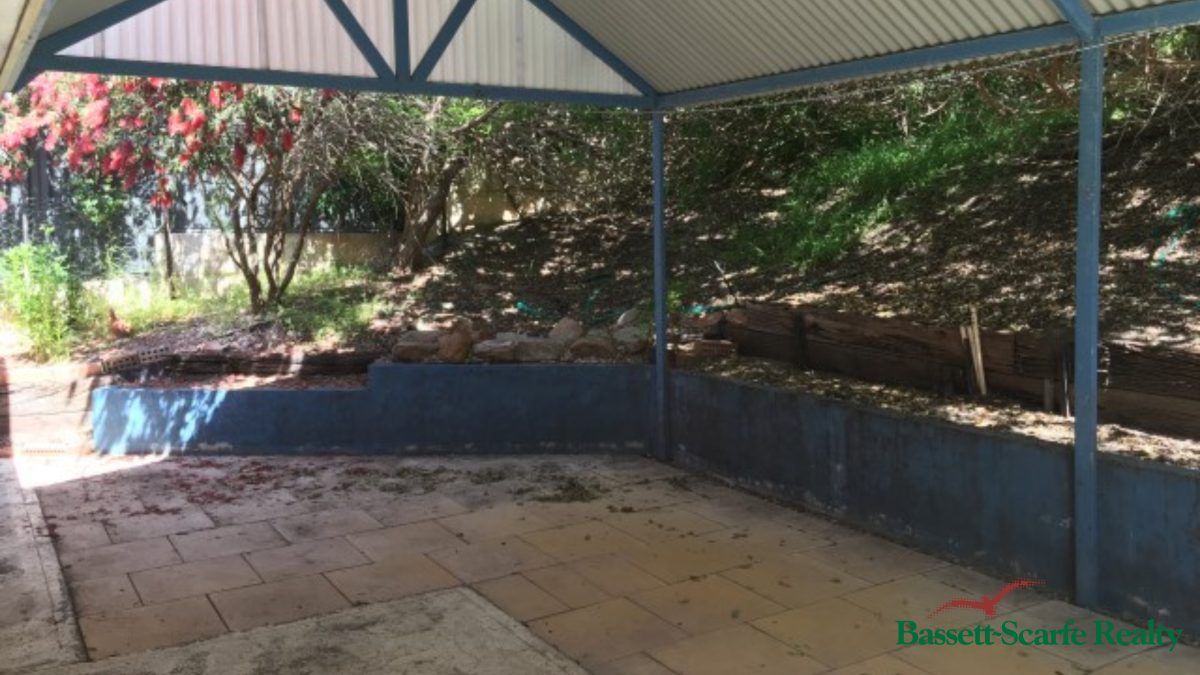 104B Janis Street, HALLS HEAD, WA 6210 AUS