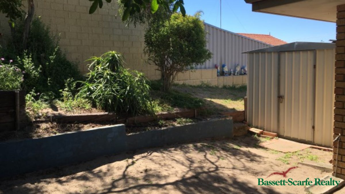 104B Janis Street, HALLS HEAD, WA 6210 AUS