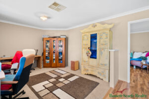 11 Pinkett Close, Dawesville, WA 6211 AUS