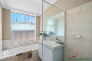 11 Pinkett Close, Dawesville, WA 6211 AUS