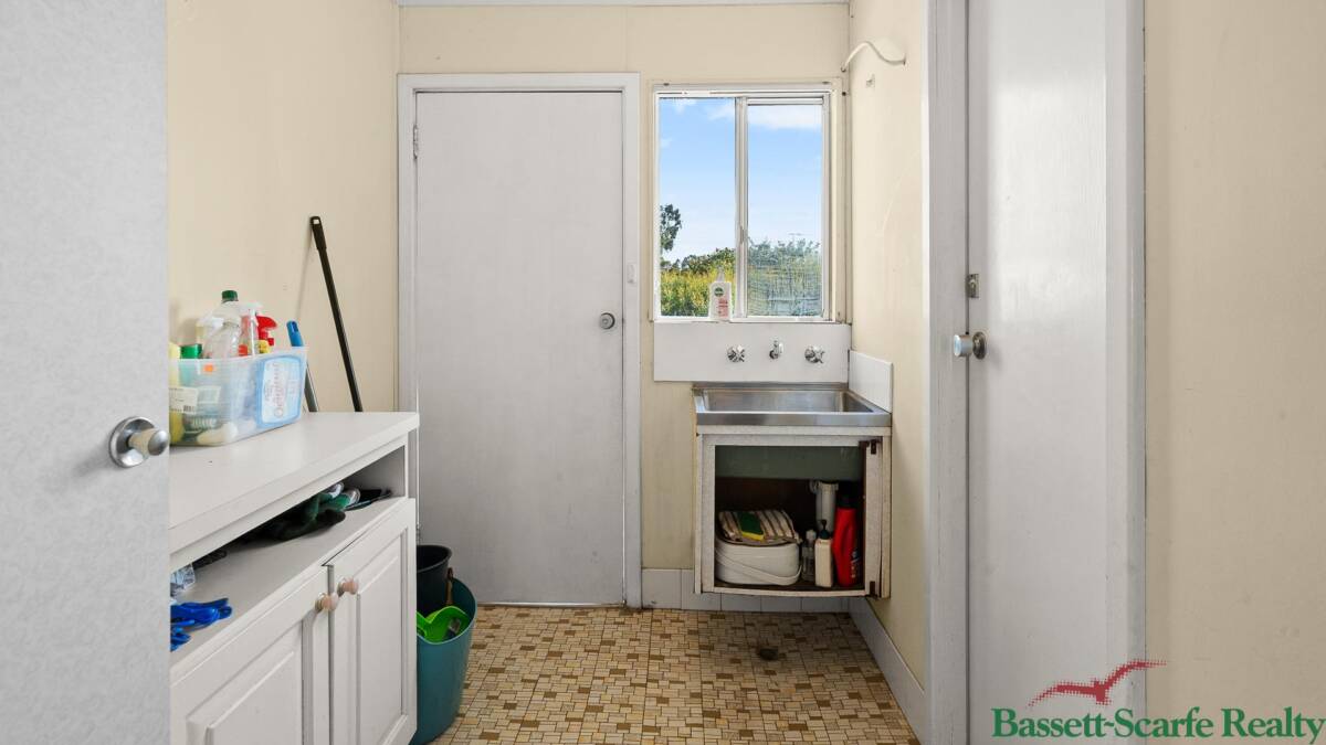 48 Janis Street, Halls Head, WA 6210 AUS