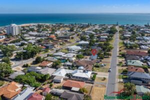 48 Janis Street, Halls Head, WA 6210 AUS