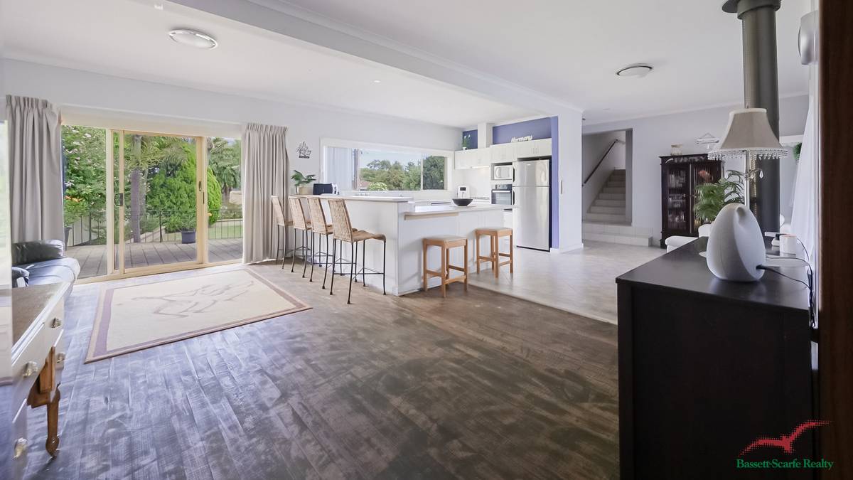 82 Leighton Road, Halls Head, WA 6210 AUS