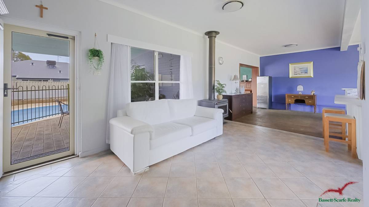 82 Leighton Road, Halls Head, WA 6210 AUS