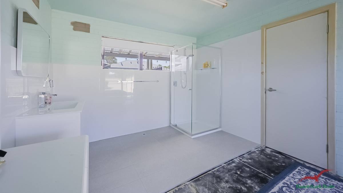 82 Leighton Road, Halls Head, WA 6210 AUS