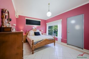 82 Leighton Road, Halls Head, WA 6210 AUS
