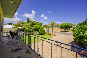 82 Leighton Road, Halls Head, WA 6210 AUS